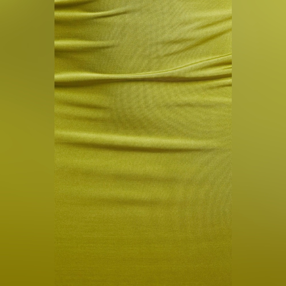 Showpo heath cut out halter neck midi dress - Picture 4 of 10